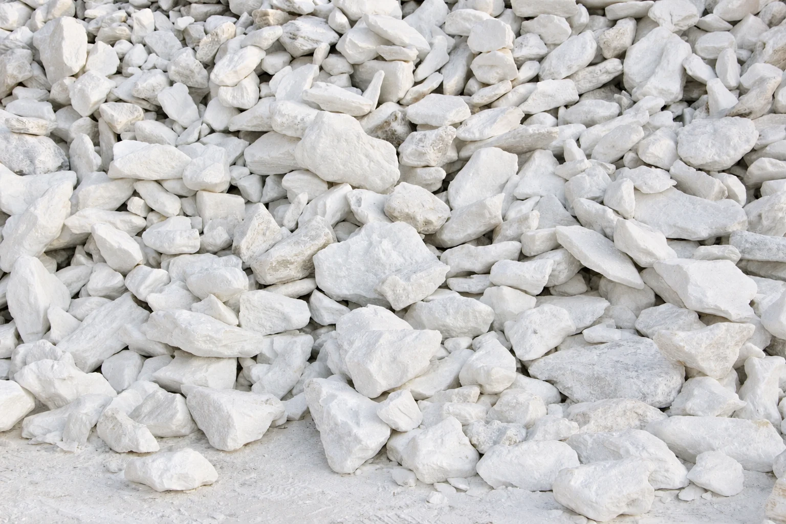 Natural talc lumps from Merki Khel, Afghanistan
